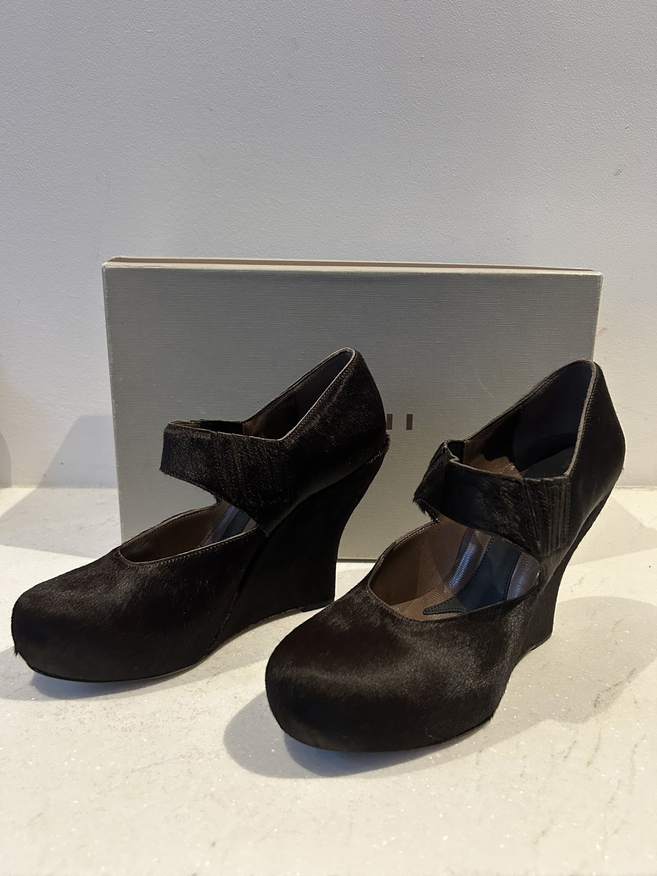 New in box MARNI calf hair Mary Jane’s 7 image indicator(5)