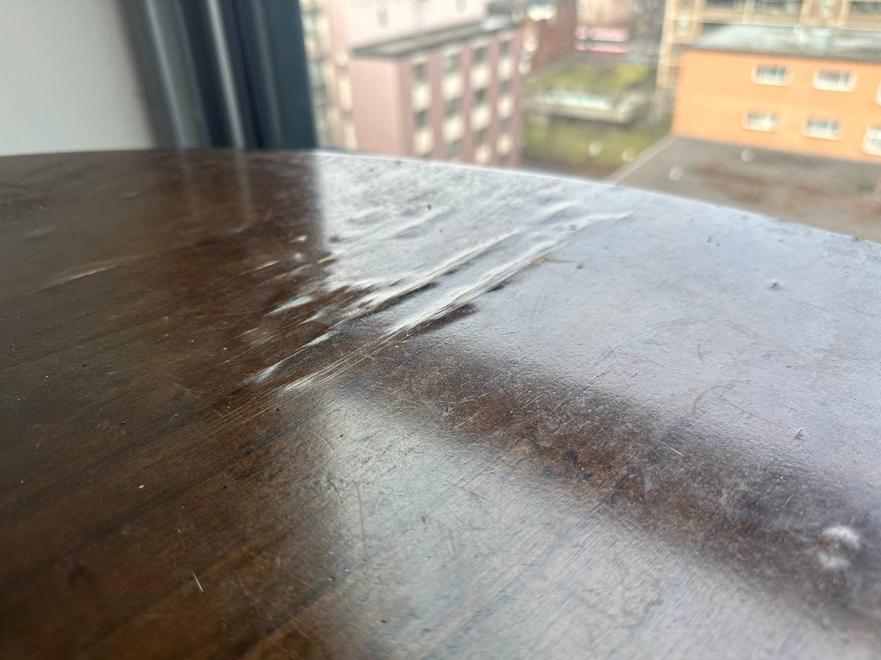 Big round wooden table - photo 5