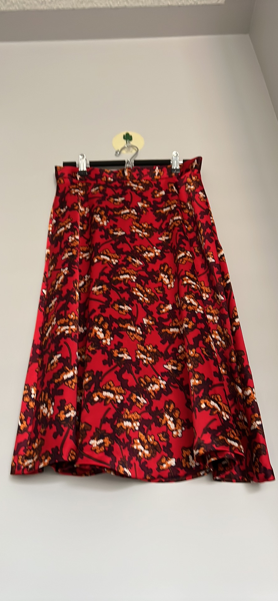 Women skirt size 4