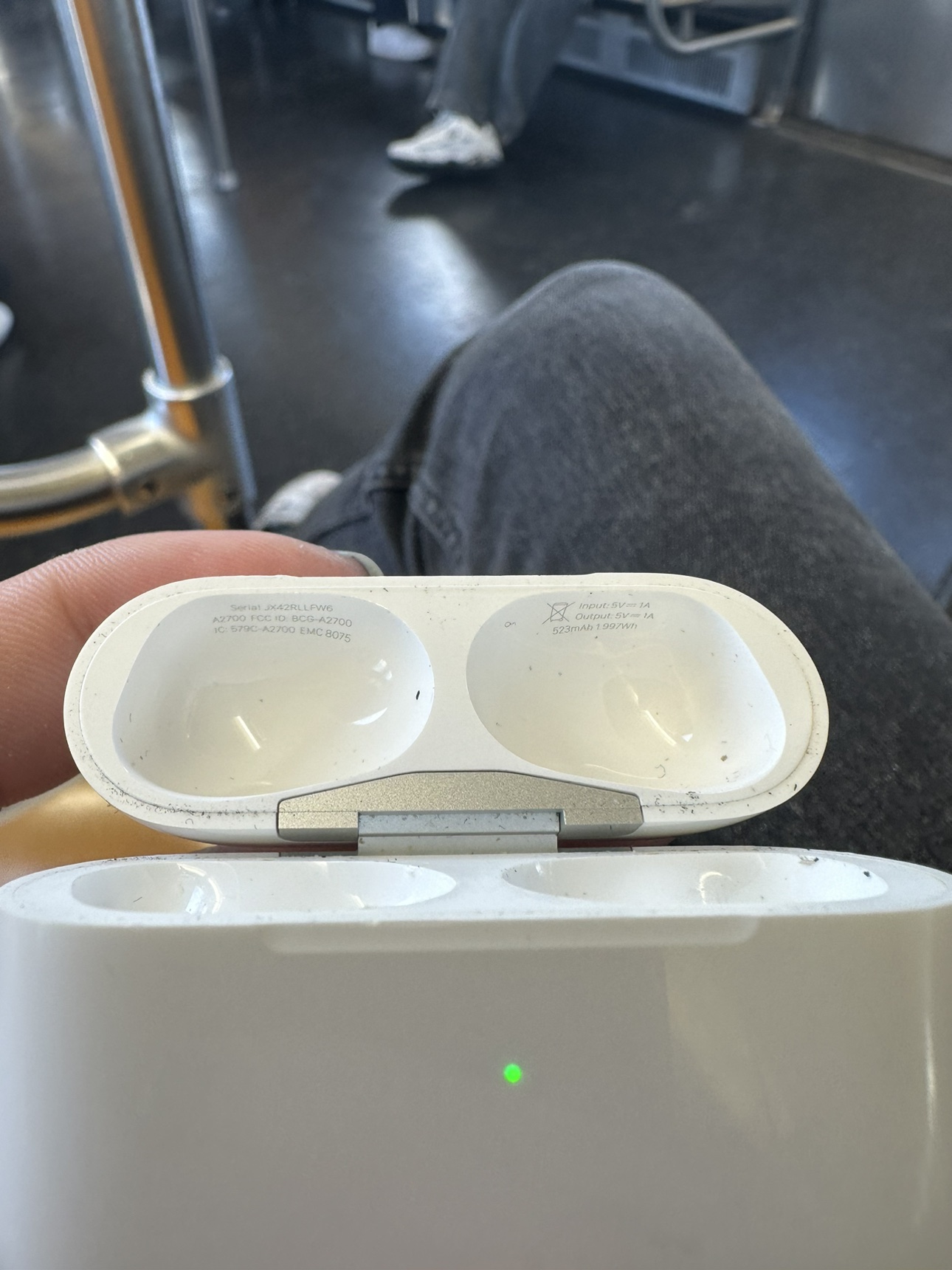 Near new Apple AirPods Pro 2 - photo 4