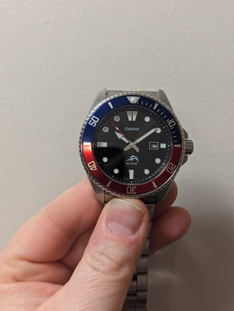 Casio MDV-106 watch on metal band. Classic watch. - photo 3