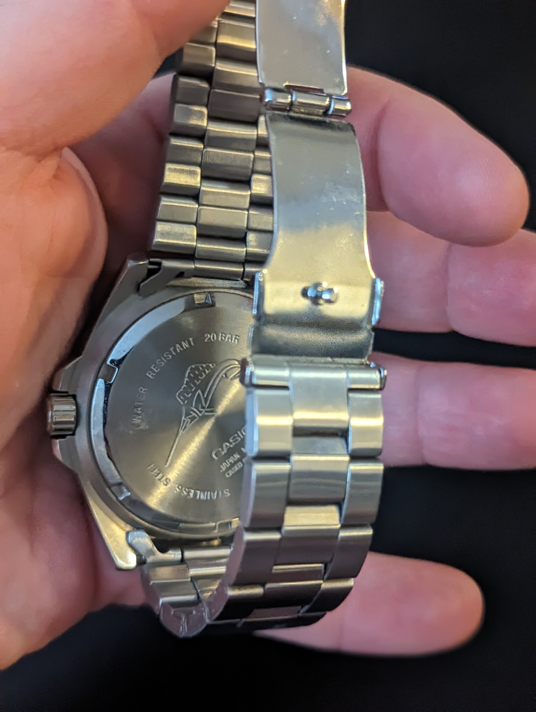 Casio MDV-106 watch on metal band. Classic watch. - photo 5
