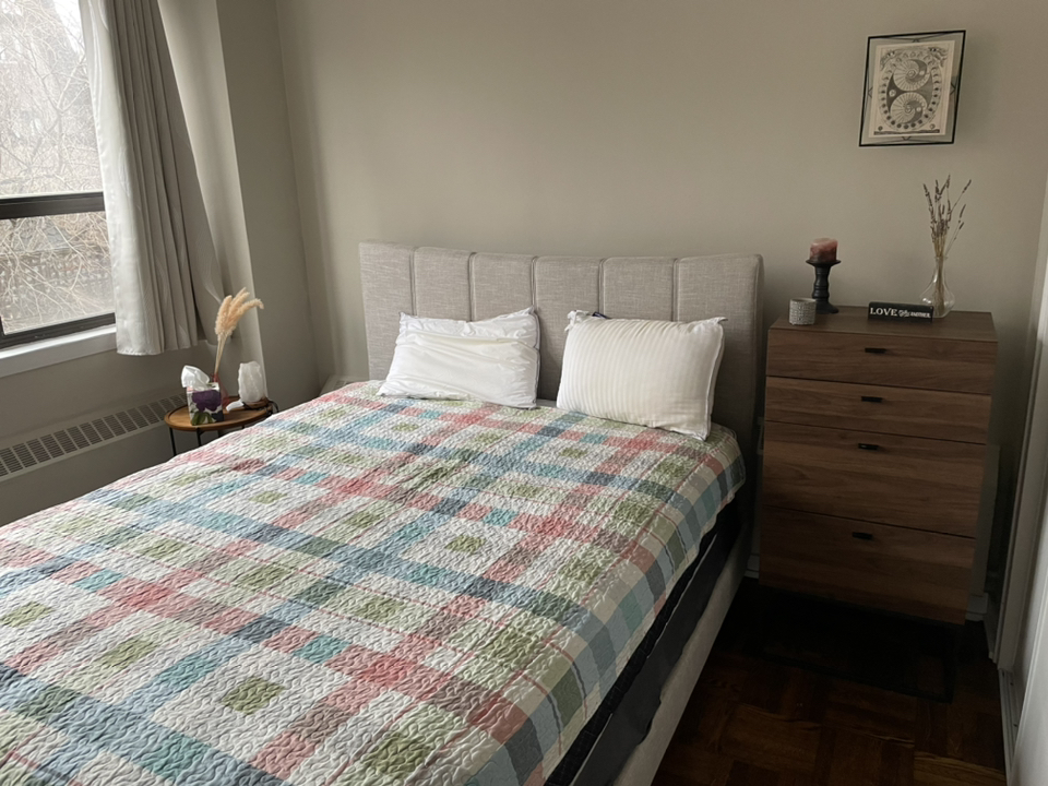 Queen bed frame - ivory / fabric