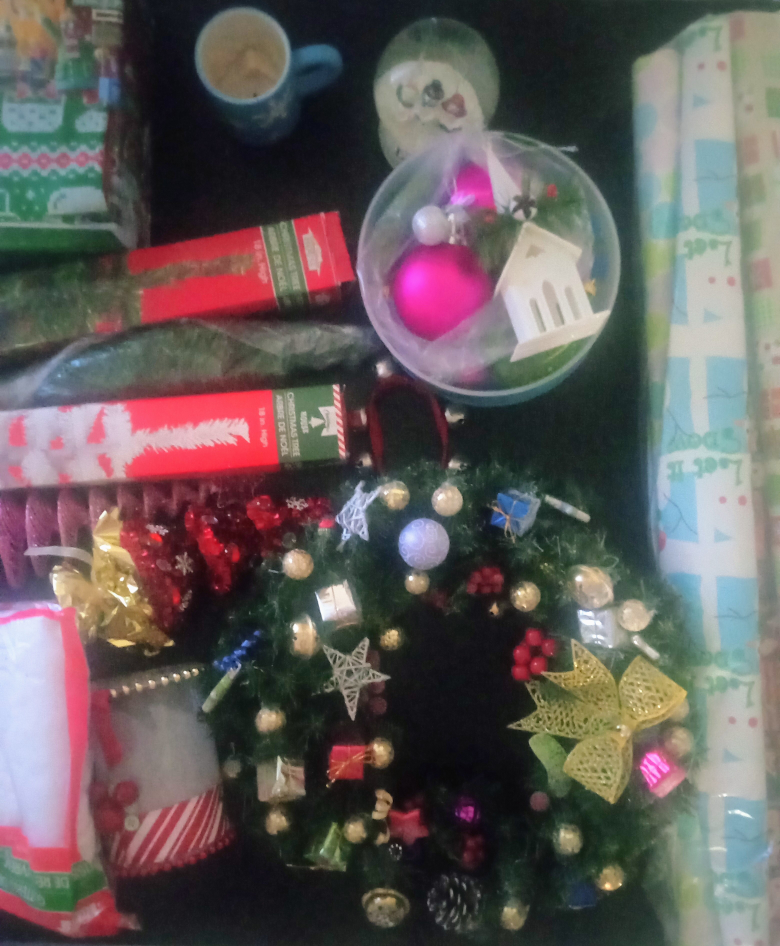 Xmas Decor Lot