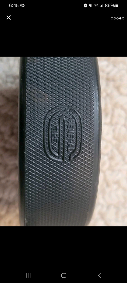 Official NHL game puck 1980s Buffalo Sabres image indicator(4)