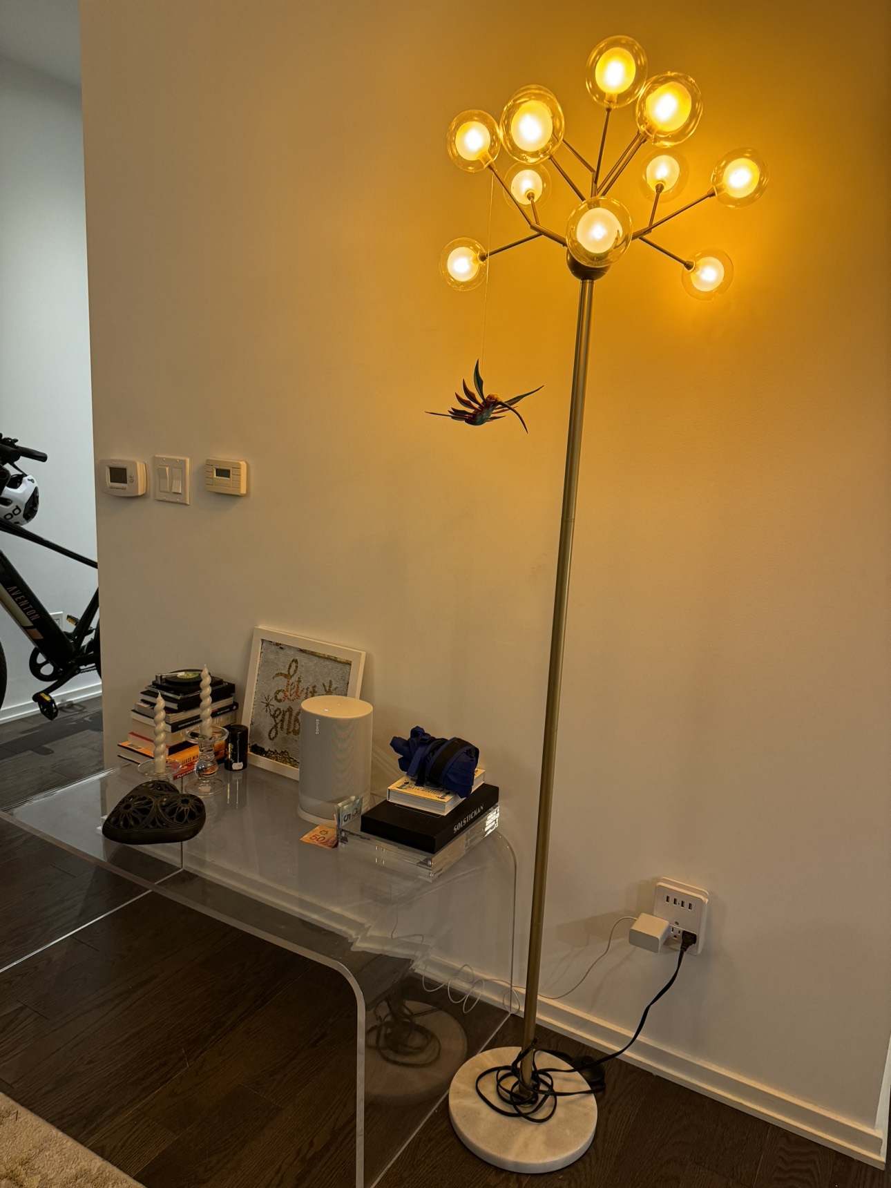 Floor lamp