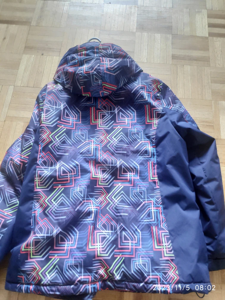 Nice condition winter jacket on sale. - photo 3