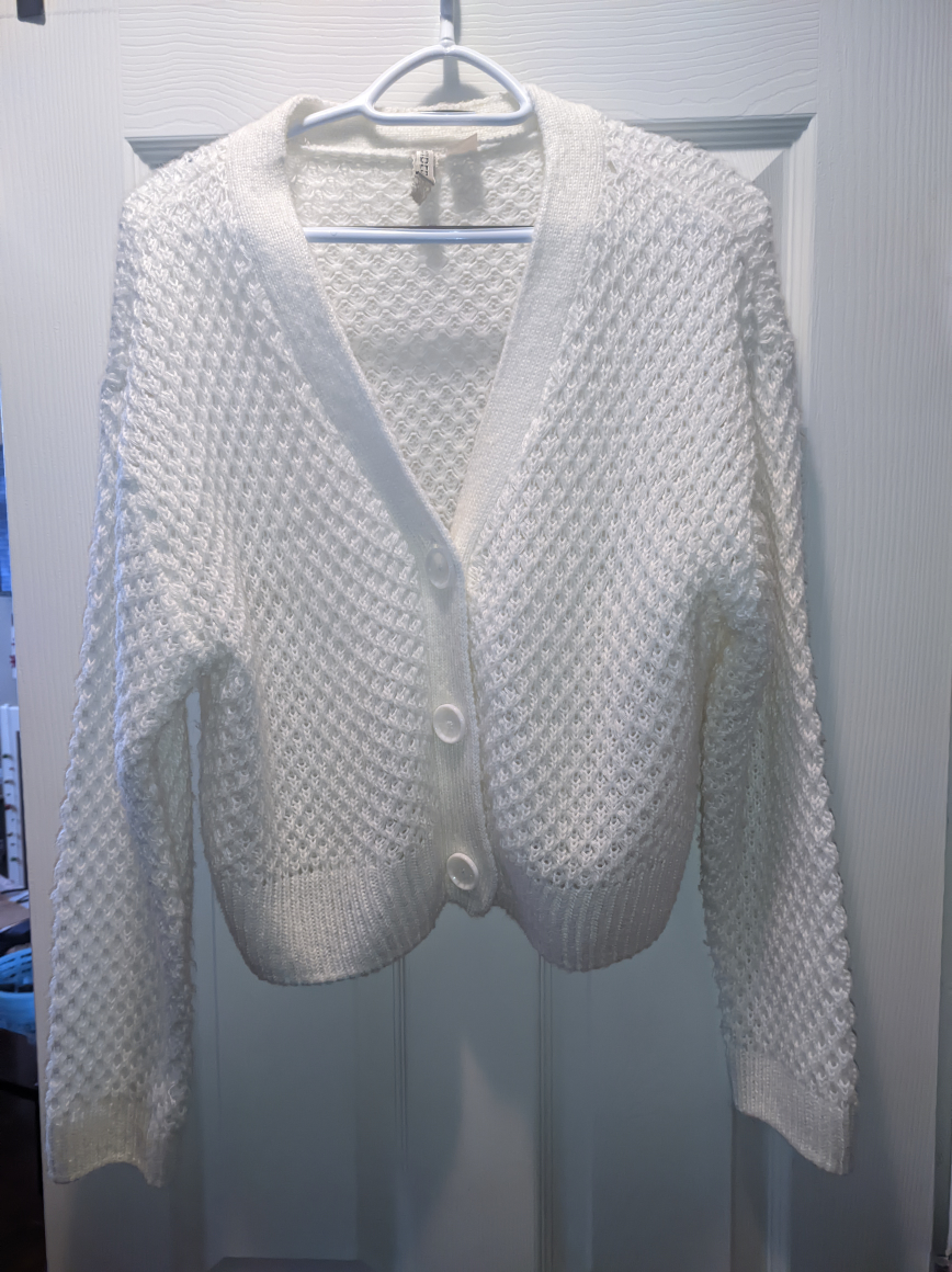 #Freecycle 🎁 Woman knitted sweater size L thumbnail