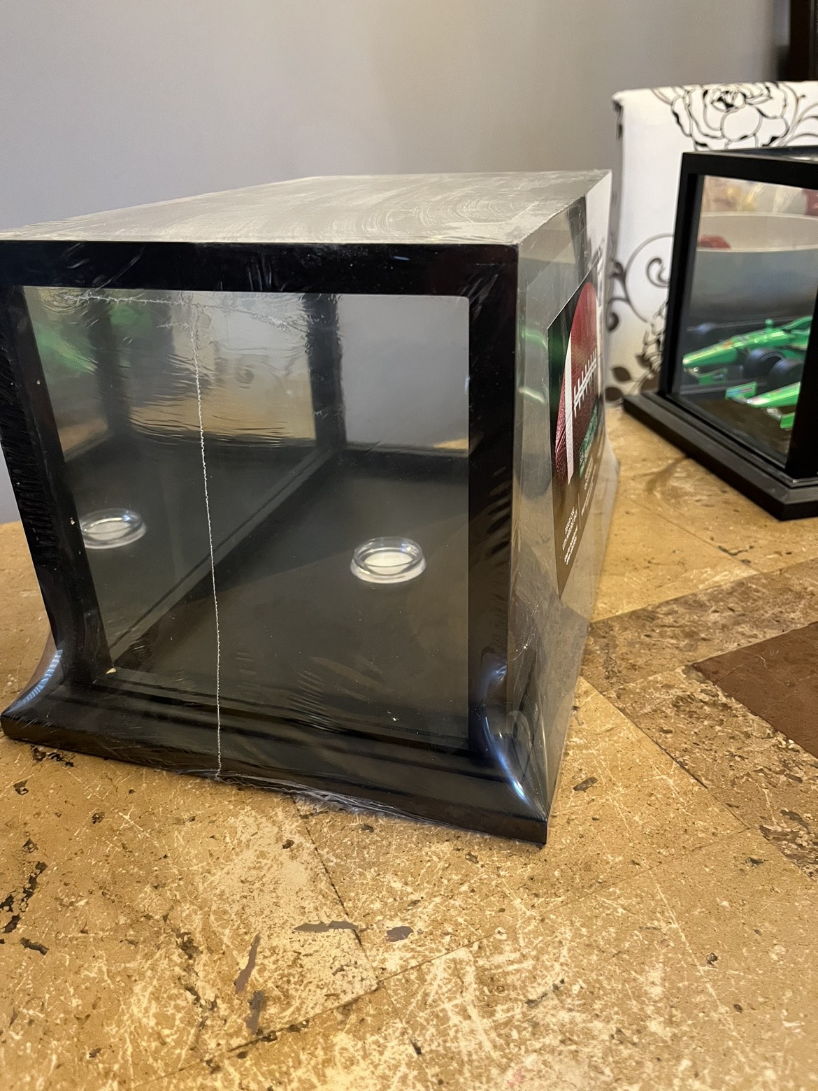 Display case mirrored back - photo 3