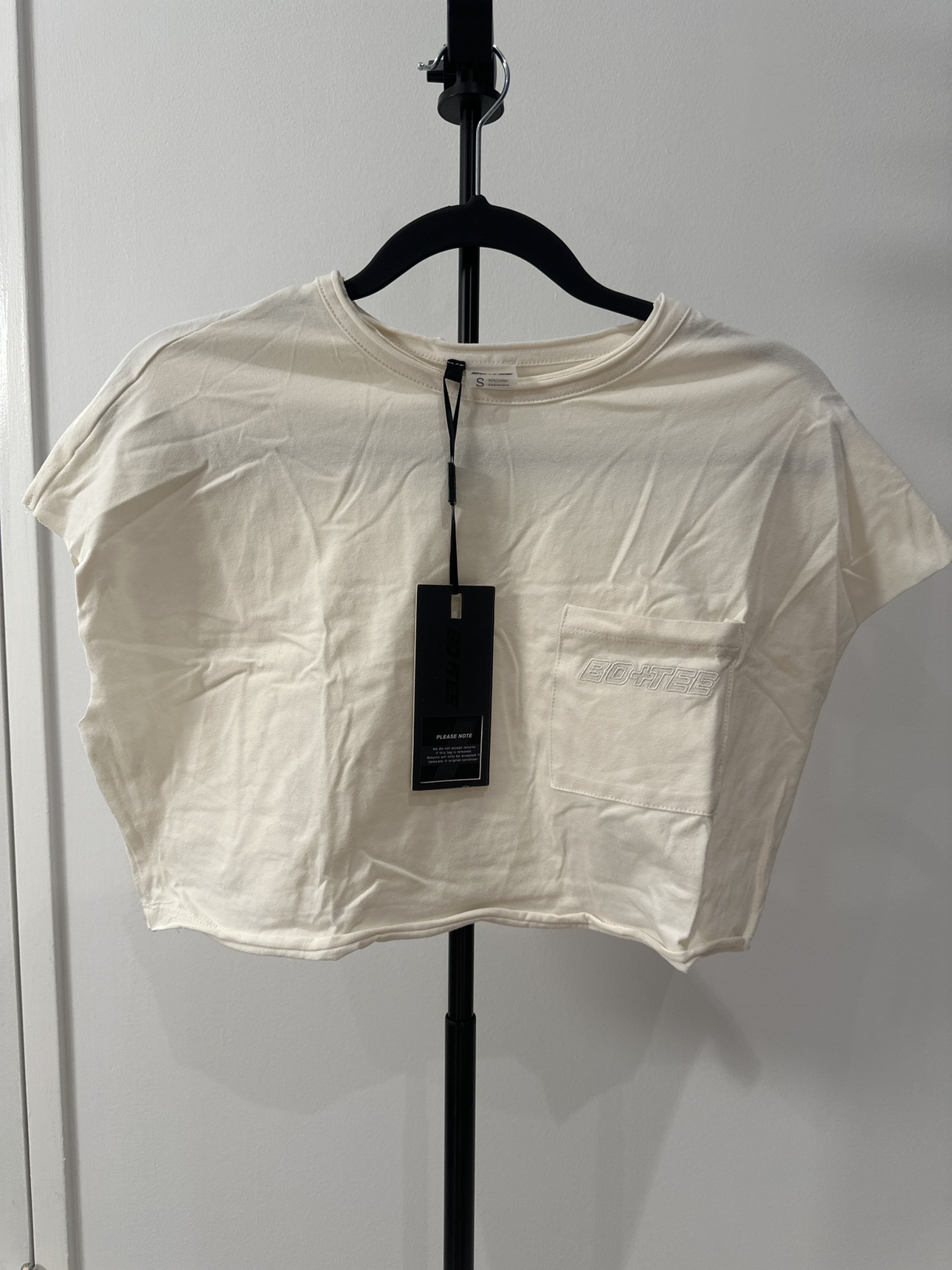*NEW* Bo + Tee Crop Tops (Small) Assorted Colours - photo 3
