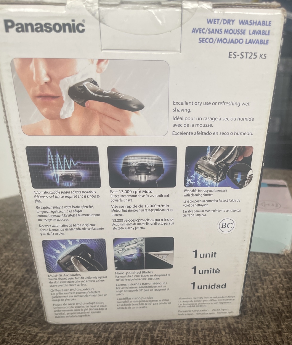 Panasonic Milano Series Triple Blade Linear Shaver, Black image indicator(2)