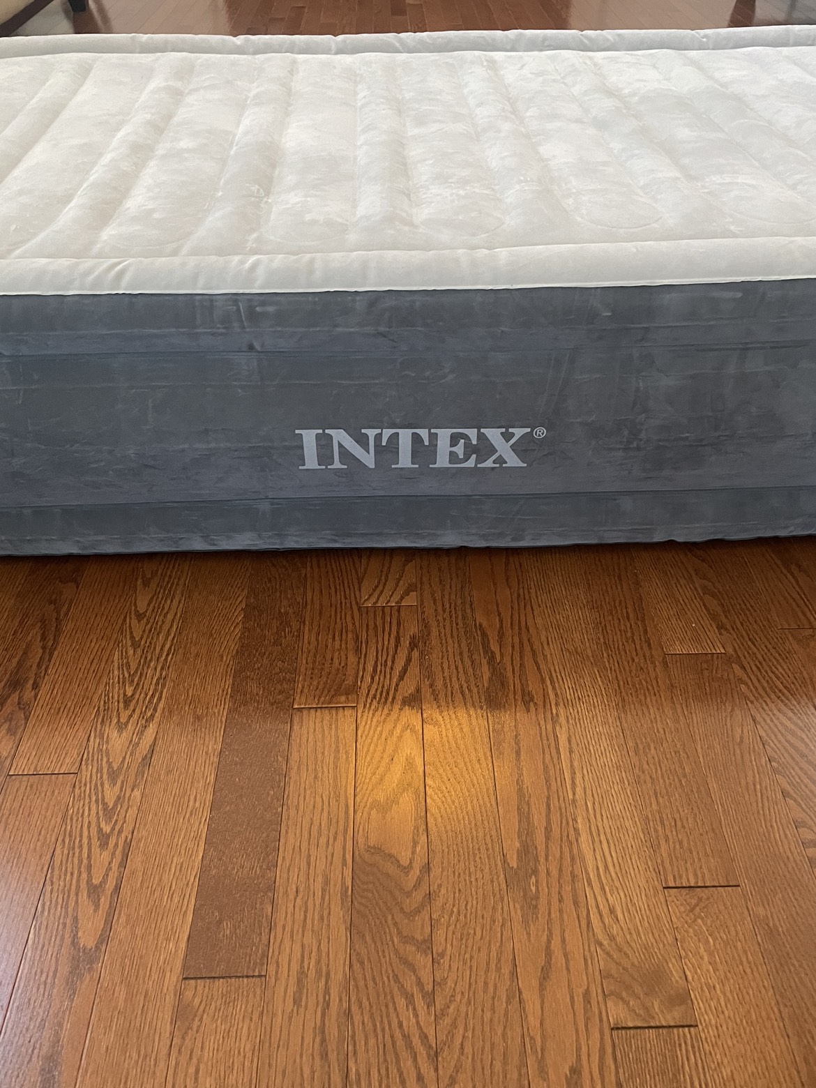 Intex Inflatable Twin Air Bed with built in Electric Pump - photo 4