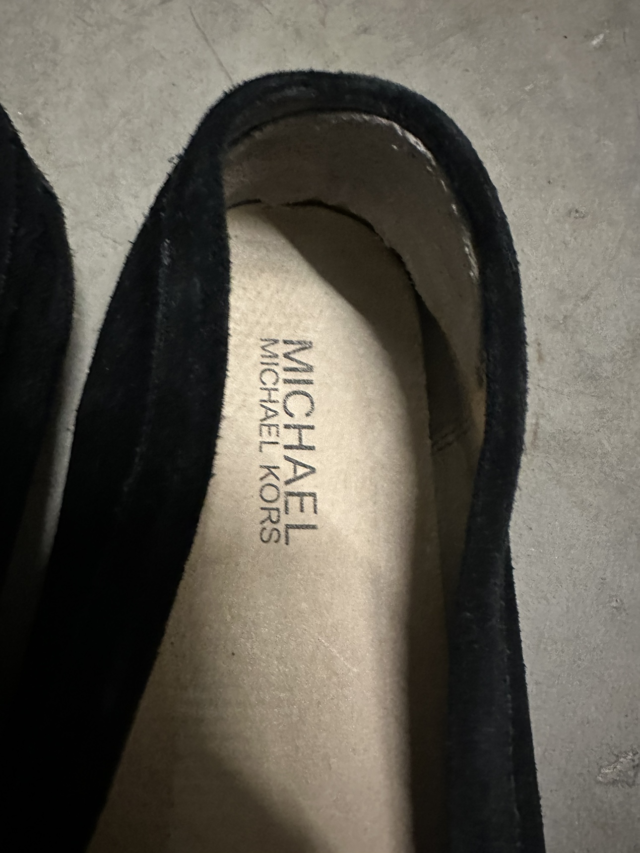 Michael Kors Flats image indicator(2)