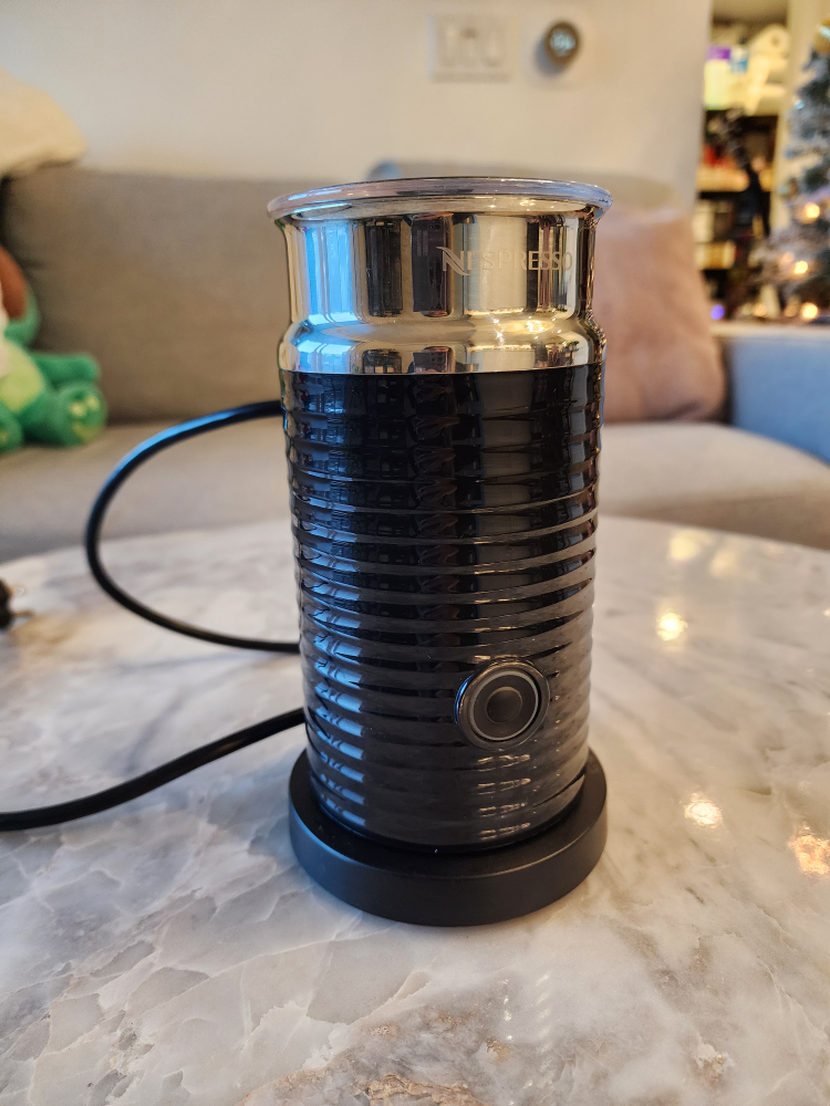 Nespresso Aeroccino 3 - Hot & Cold Milk Frother
