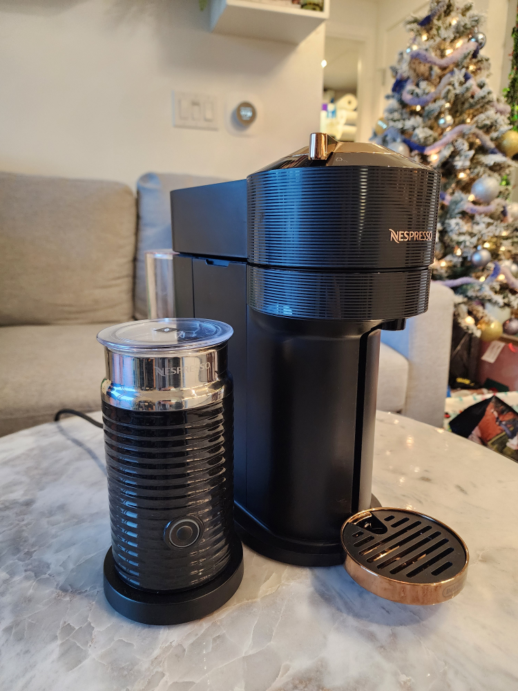 Nespresso Aeroccino 3 - Hot & Cold Milk Frother - photo 3
