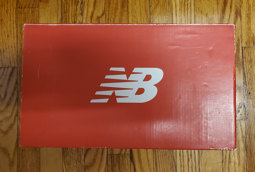 newbalance purple sneaker size 9 image indicator(4)