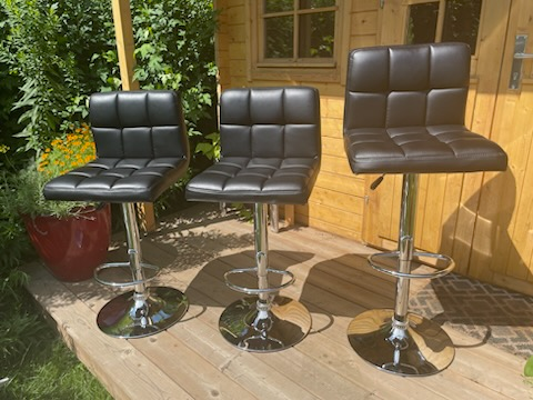 bar stools