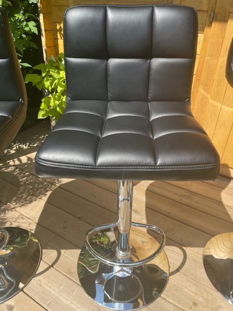 bar stools - photo 2