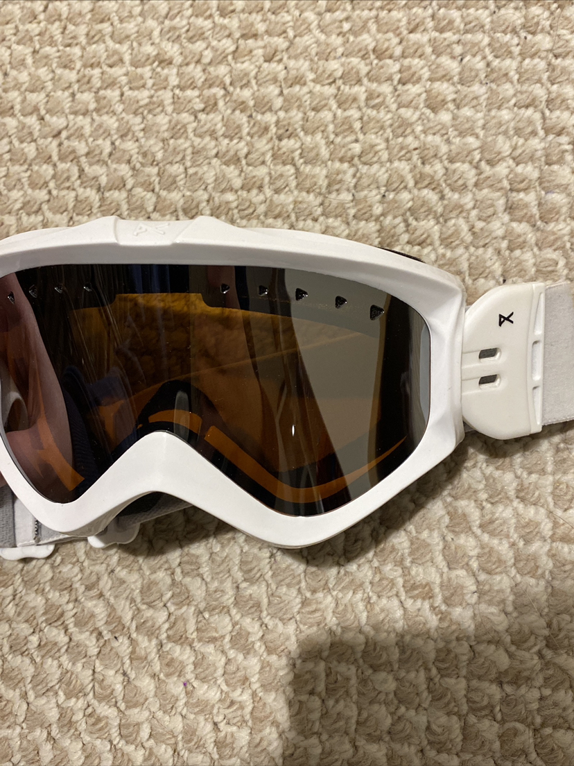 Anon Ski/Snowboarding Goggles White image indicator(6)