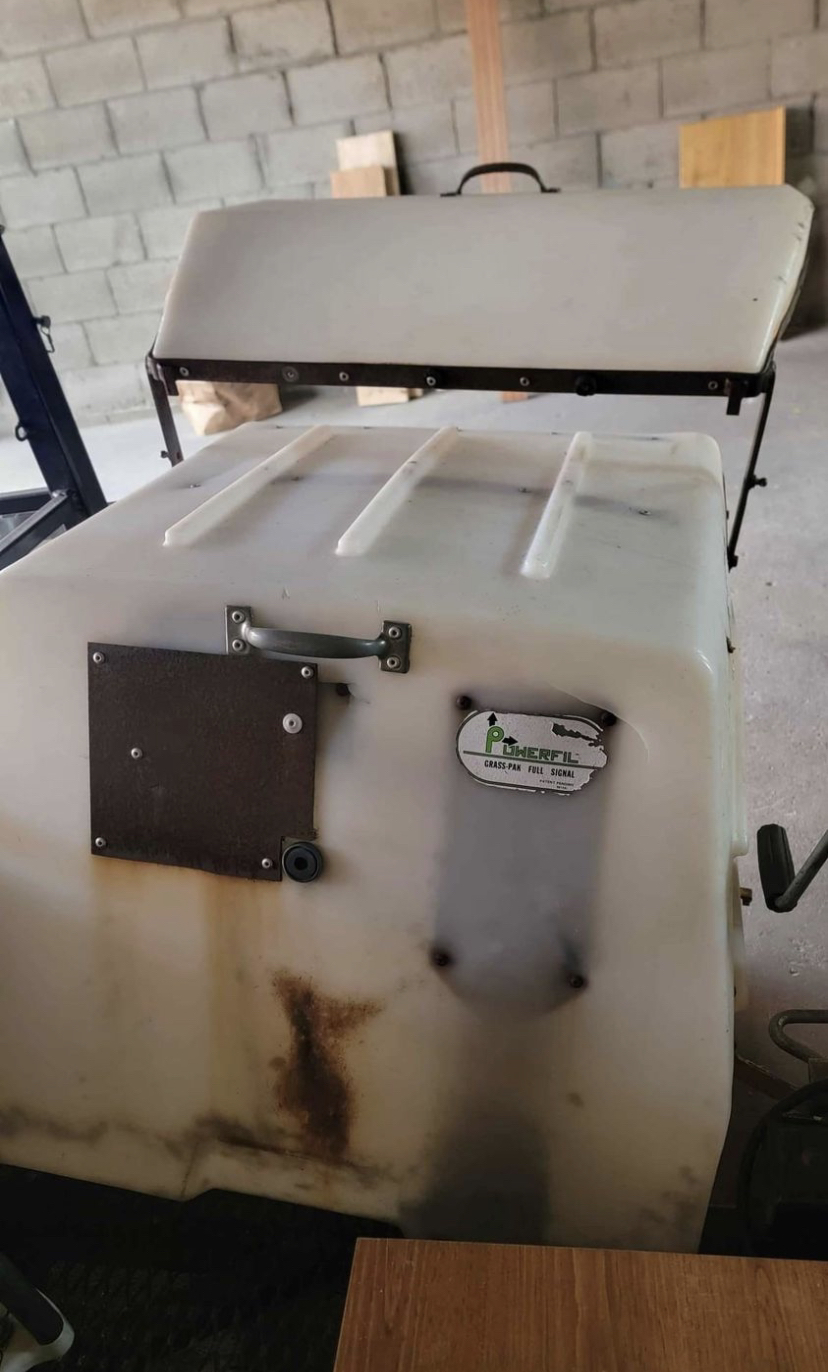Walker mower box - photo 3