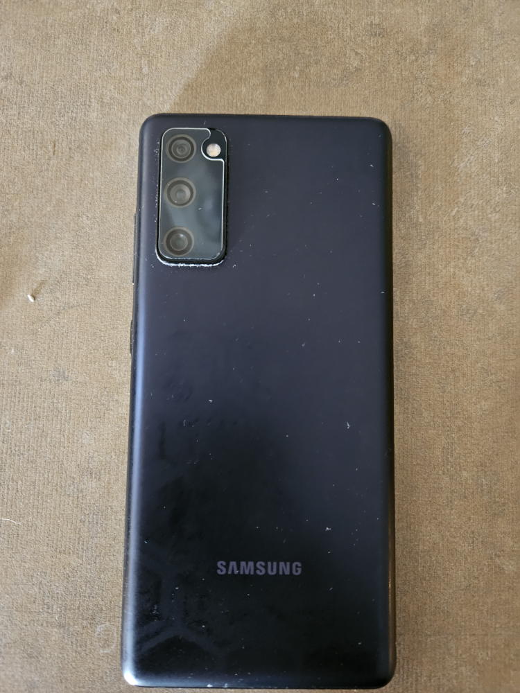 Samsung Galaxy S20 FE 5G 128gb - photo 3