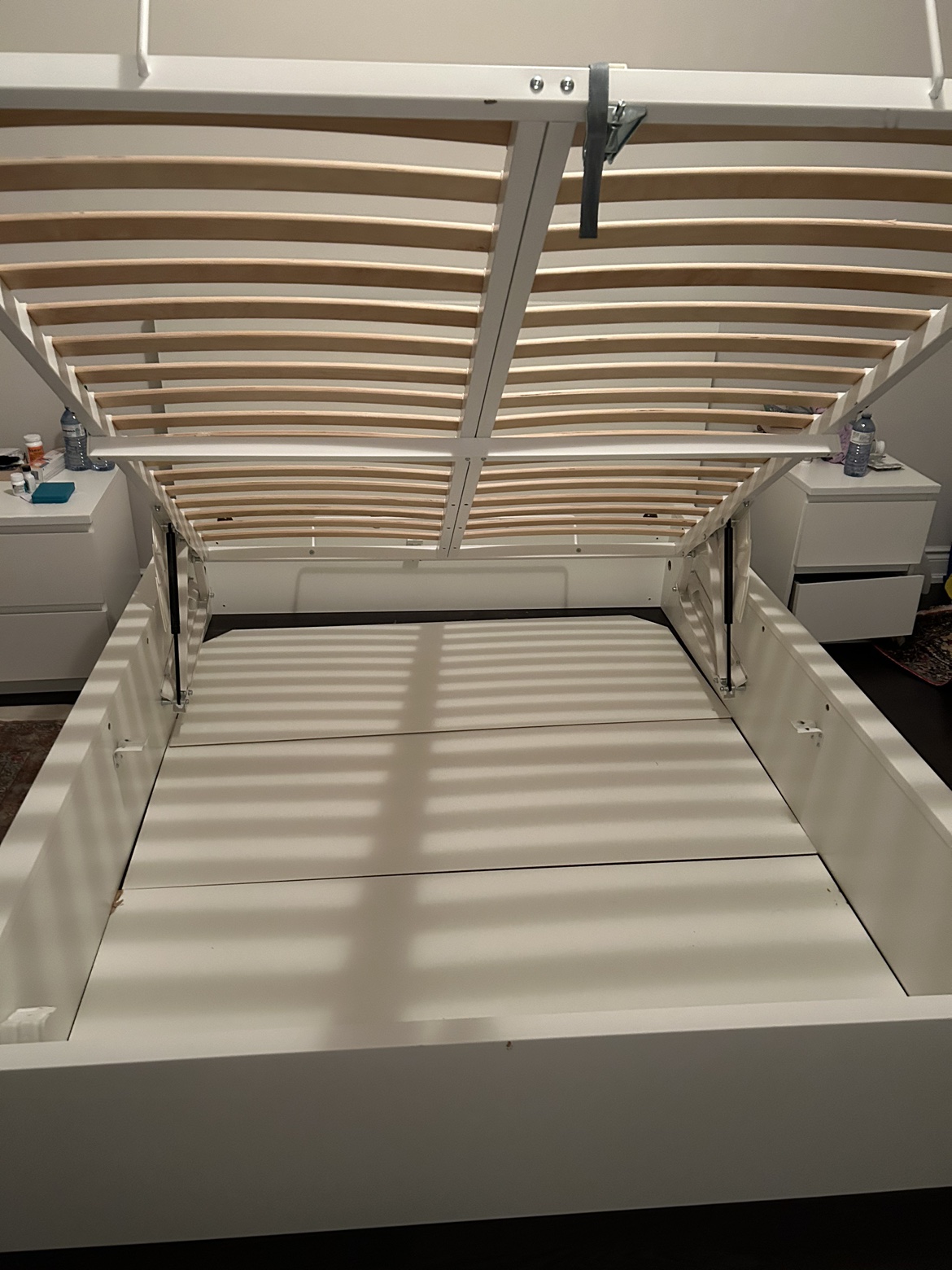 Malm Queen Bed with pull up storage image indicator(3)