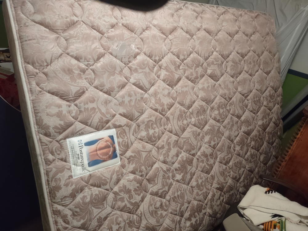 posturepedic queen  mattress  and box spring thumbnail