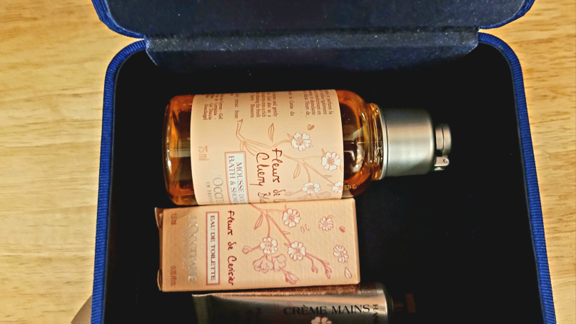 L'Occitane Holiday gift set image indicator(3)