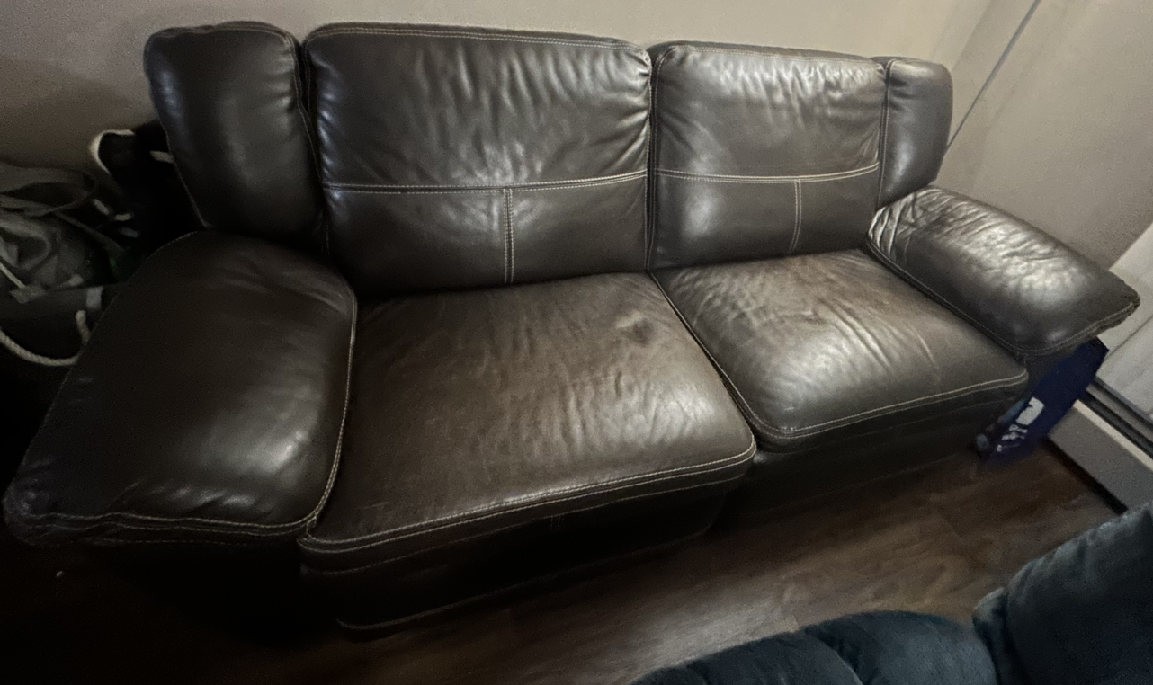 #freecycle Recliner Sofa image indicator(4)