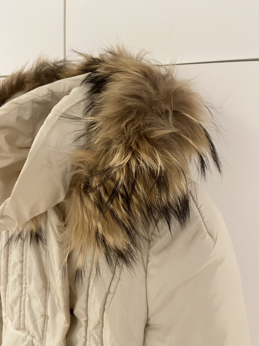 Mackage cream winter coat size XS image indicator(3)