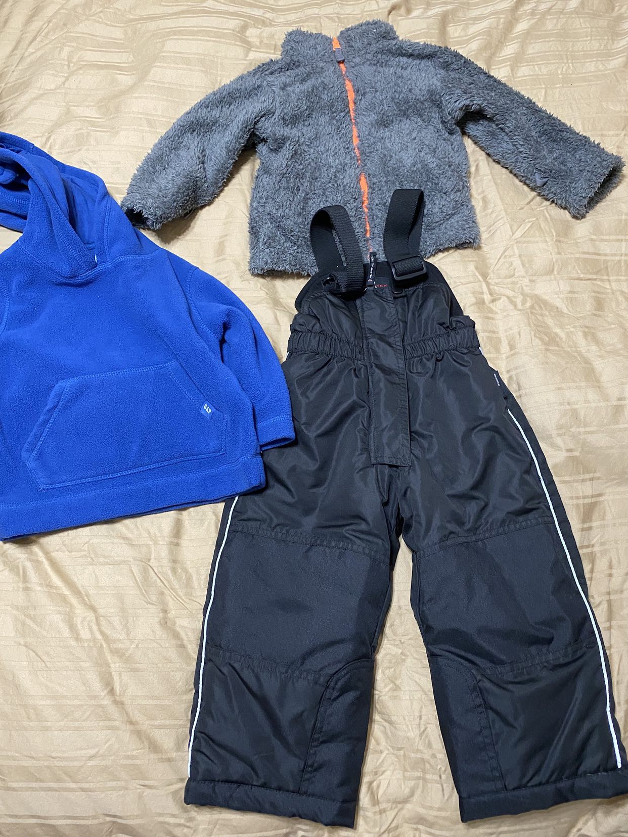 Baby snowsuit image indicator(3)