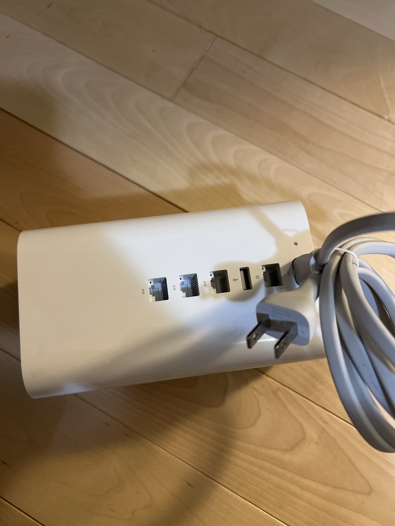 Apple Airport Extreme - photo 2