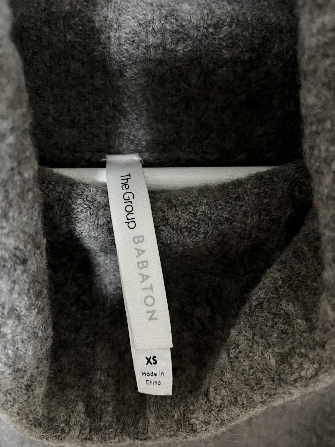 Aritzia babaton sweater image indicator(3)