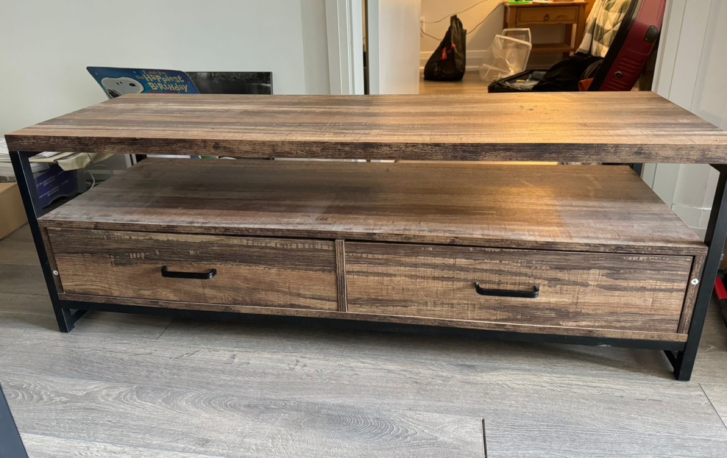 Tv stand