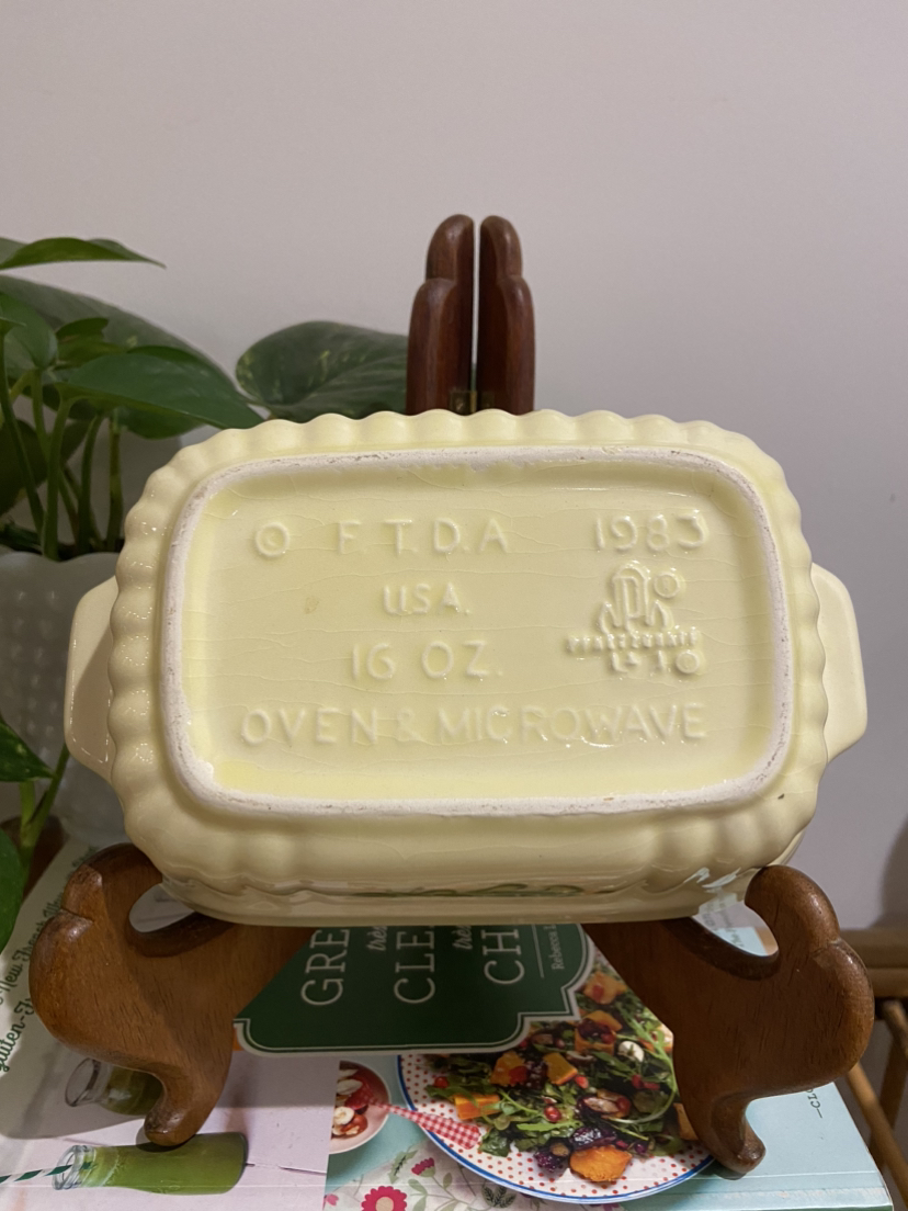 Vintage Pfarlzgraff Yorktown’s Yellow Baking Dish image indicator(4)
