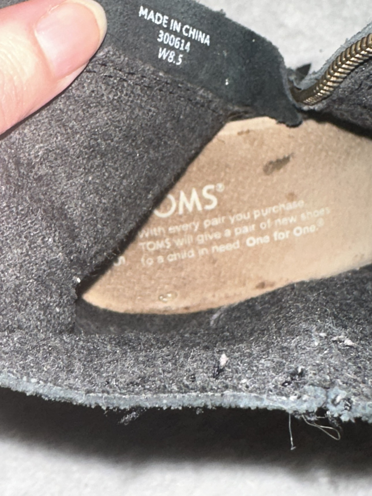 Toms Booties size 8.5 black - photo 3