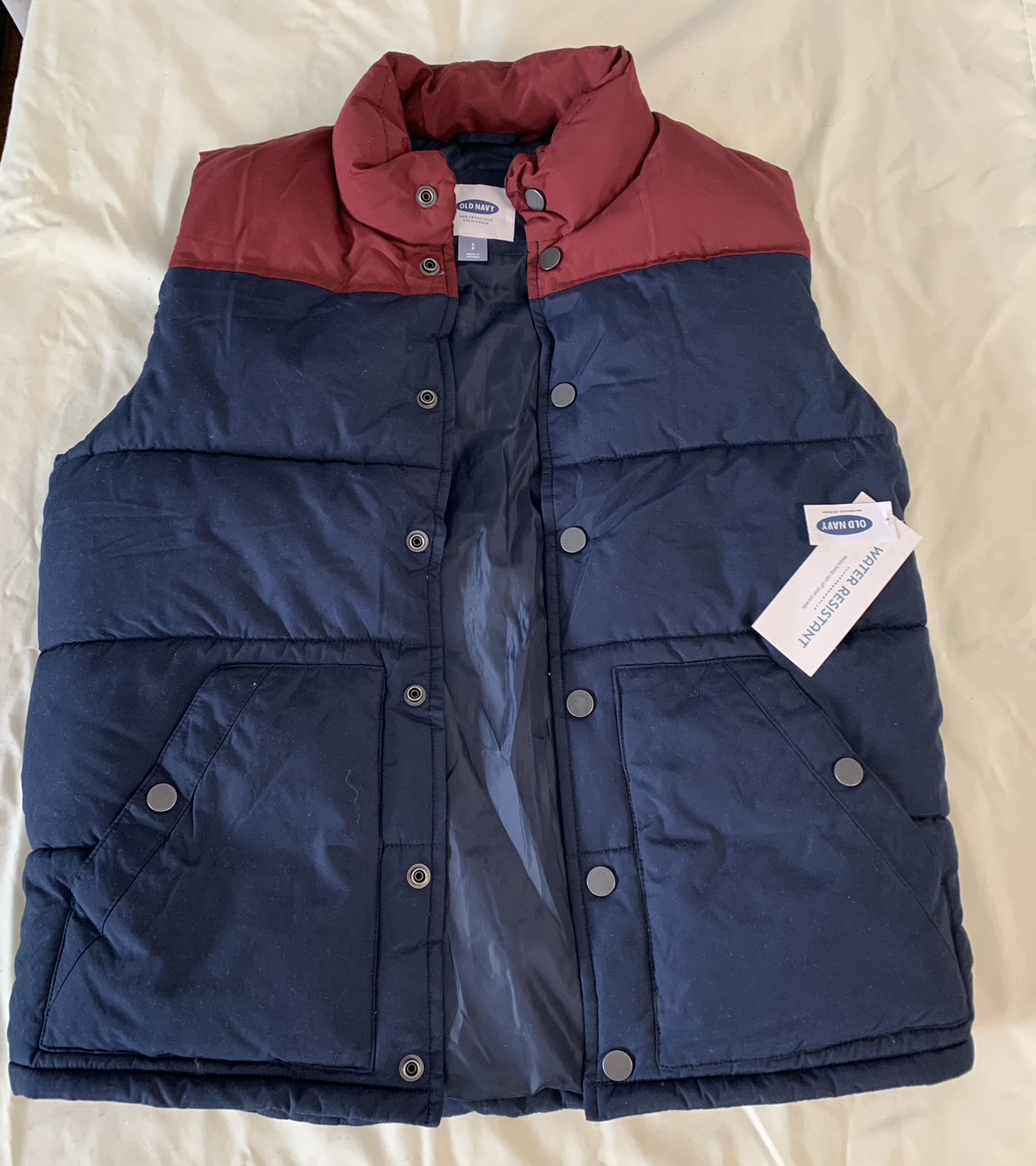 Old Navy Adult Small Vest Brand New with tags