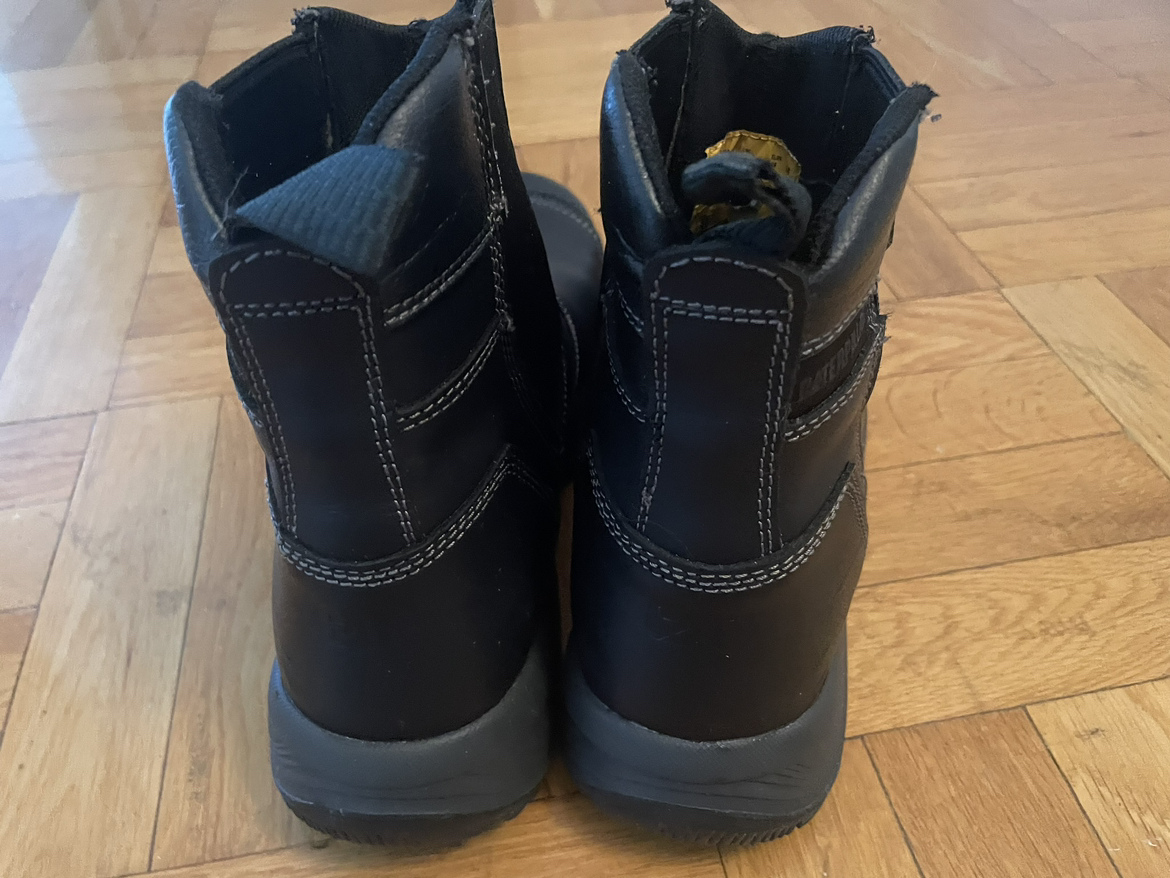 CAT Men’s Size 11 Steel Toe Work Boots image indicator(9)