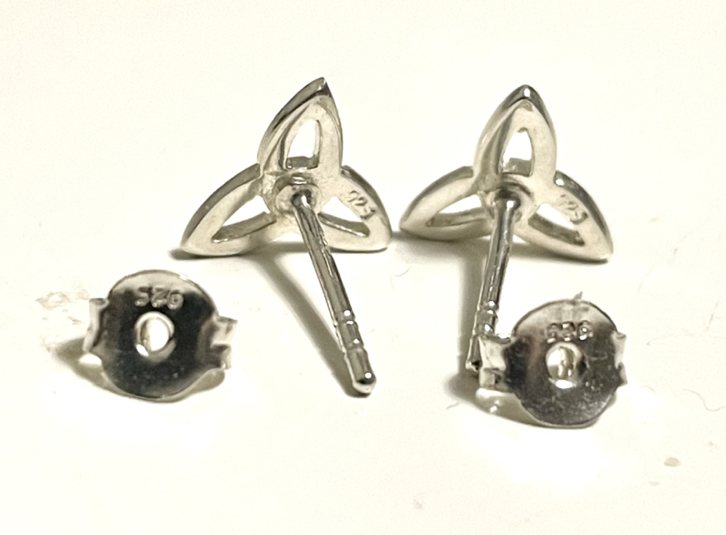 Triquetra design 925 sterling silver stud earrings image indicator(4)