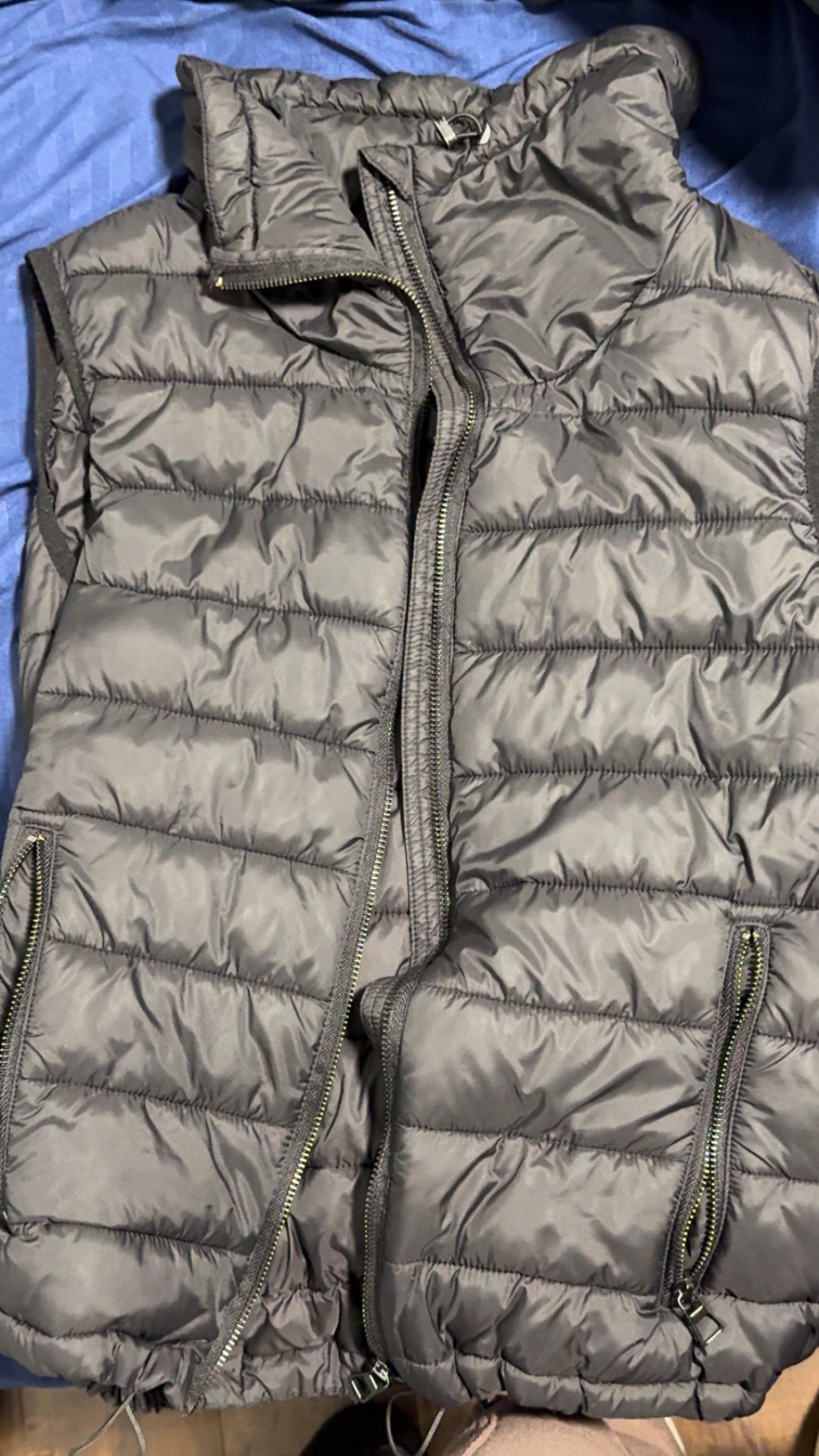 Zara puffer vest image indicator(3)