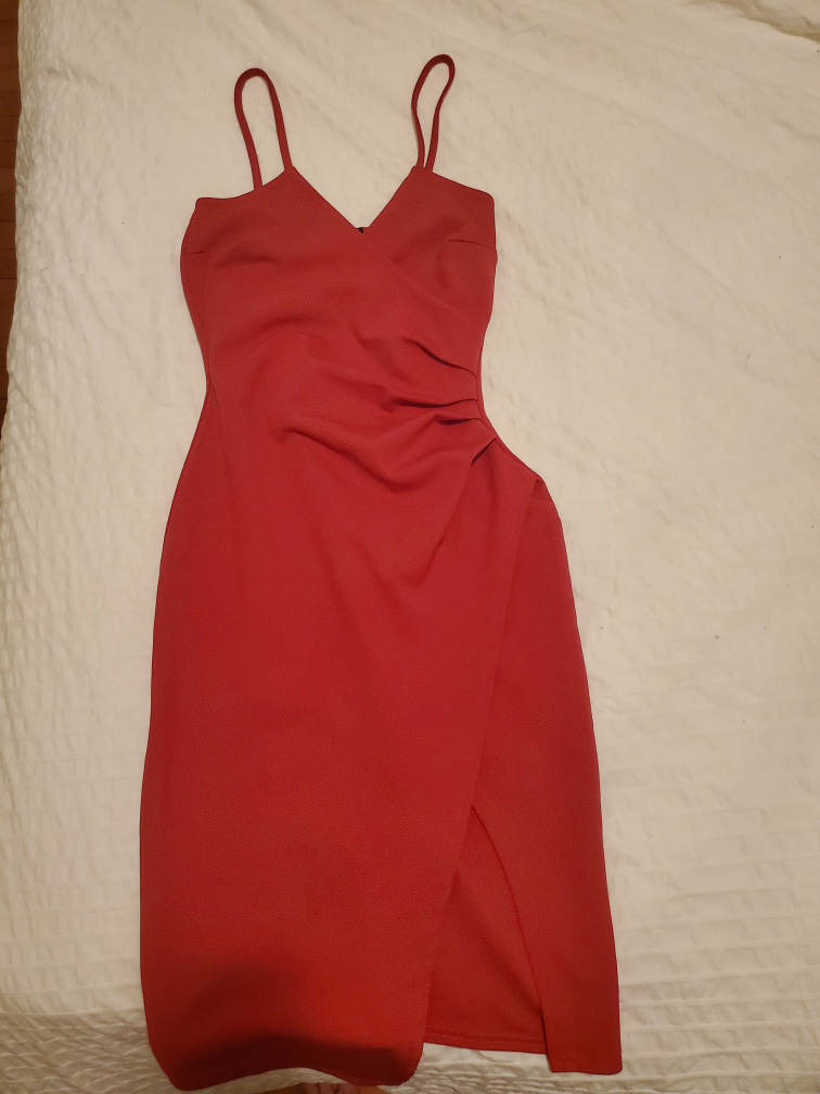 women's red dress. bodycon. size Canadian 4 - photo 2