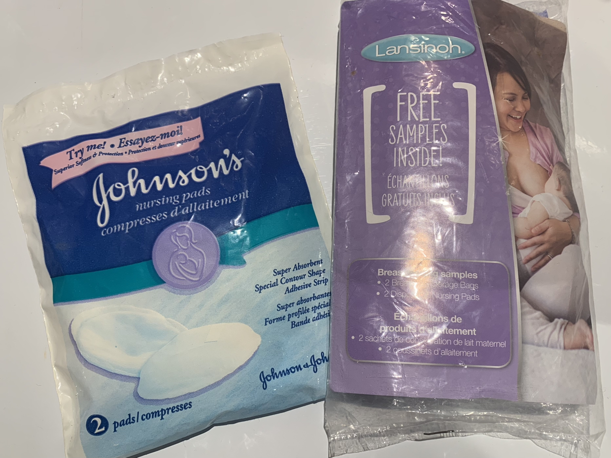 FREE Nursing Pads (SAMPLE)