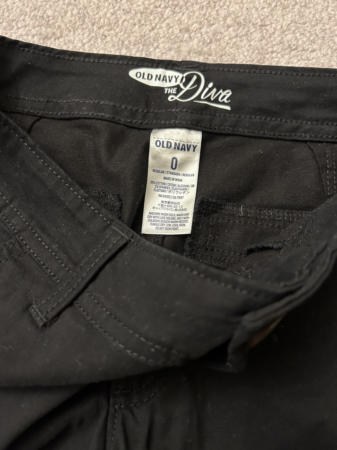 Brand new Old Navy the Diva black straight pants image indicator(2)