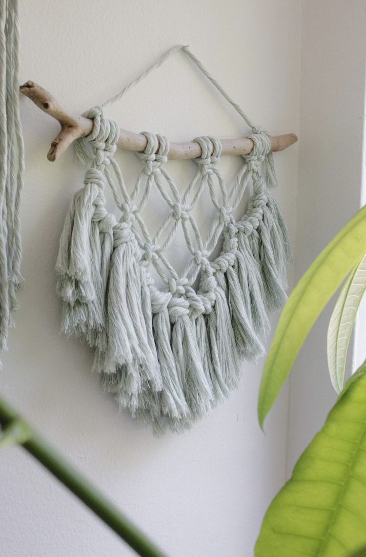 Tassel Macrame Wallhanging - photo 5