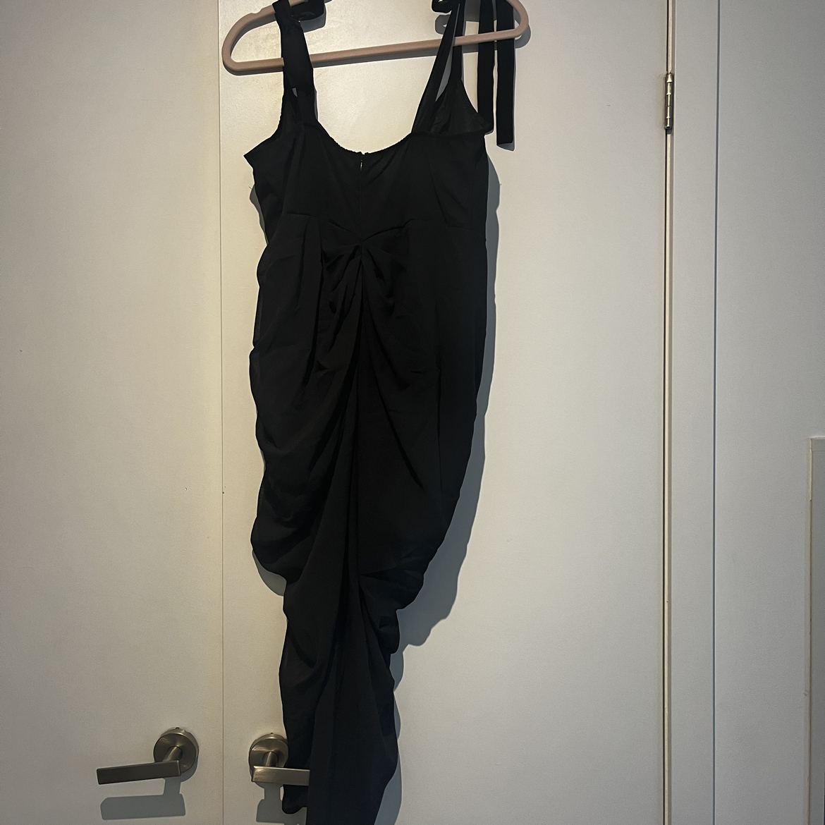 Pretty Little Thing Black Wrap Dress Large - photo 3