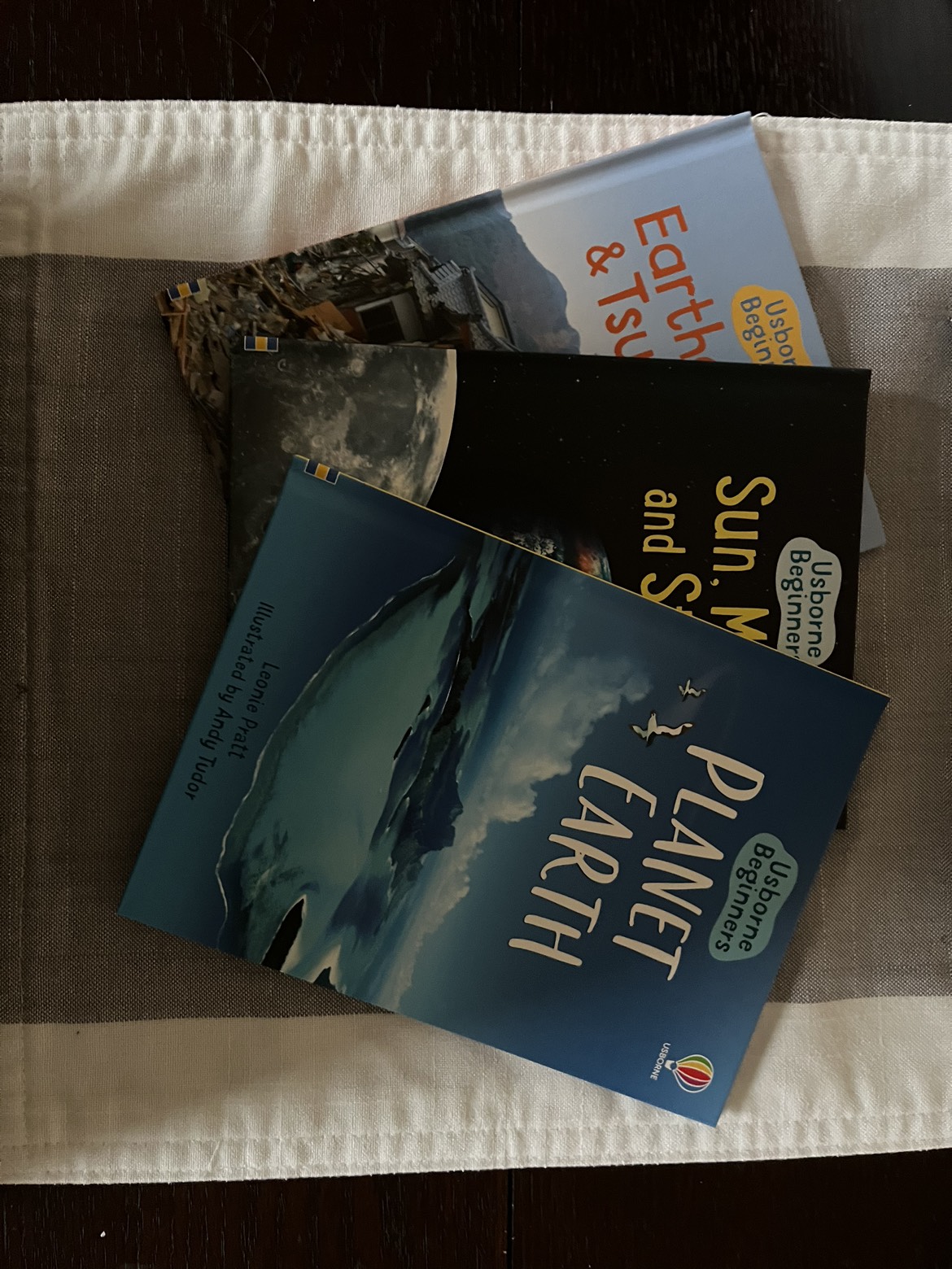 Usborne Beginners Science Books Collection image indicator(4)