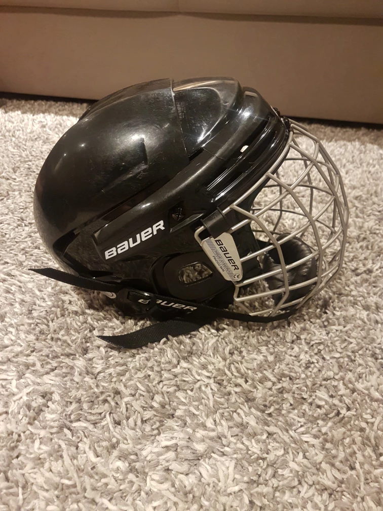 bauer hockey helmet image indicator(2)