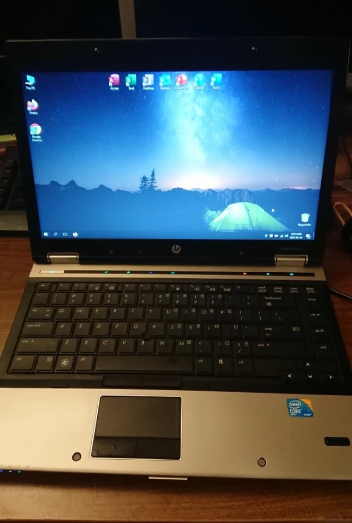 HP Elitebook 8440p Laptop - photo 3
