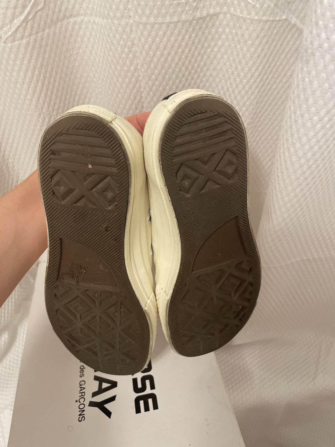 COMME DES GARÇONS PLAY Off-White Converse Sneakers - photo 5