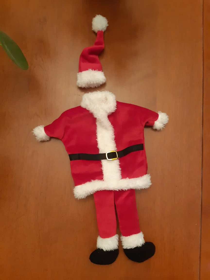 Santa Wine Bottle Cover | #FREECYCLE 💝 thumbnail